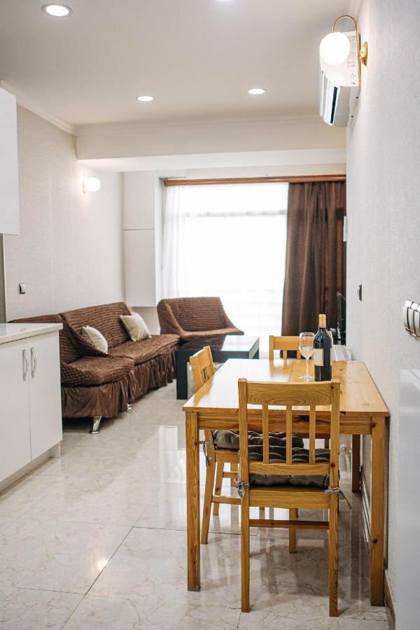 Apartament444 Tbilisi Eksteriør bilde